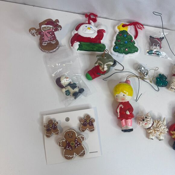 Mixed LOT of Christmas Holiday Ornaments Jewelry Various Clay Handmade MISC - Picture 2 of 4